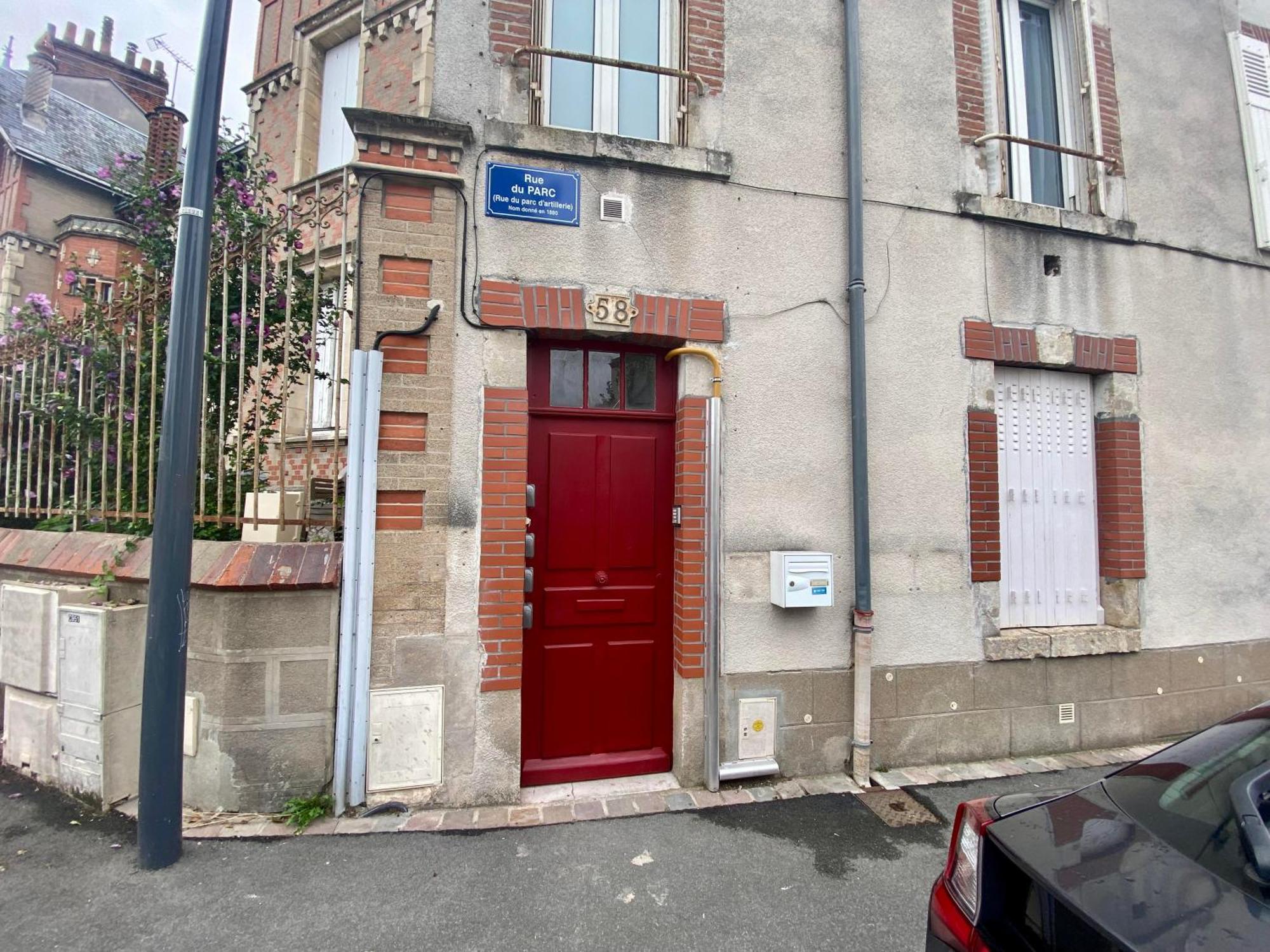 La Cabane Du Parc 奥尔良 外观 照片
